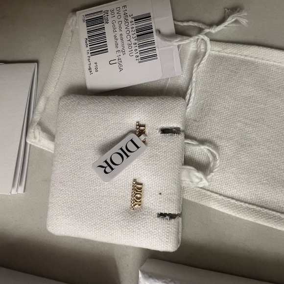 Like new Dior Gold and Silver Crystal Earrings - Picture 9 of 15